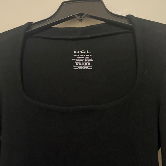 OGL Black Long-Sleeve Square Neck Crop Top - Picture 3 of 3